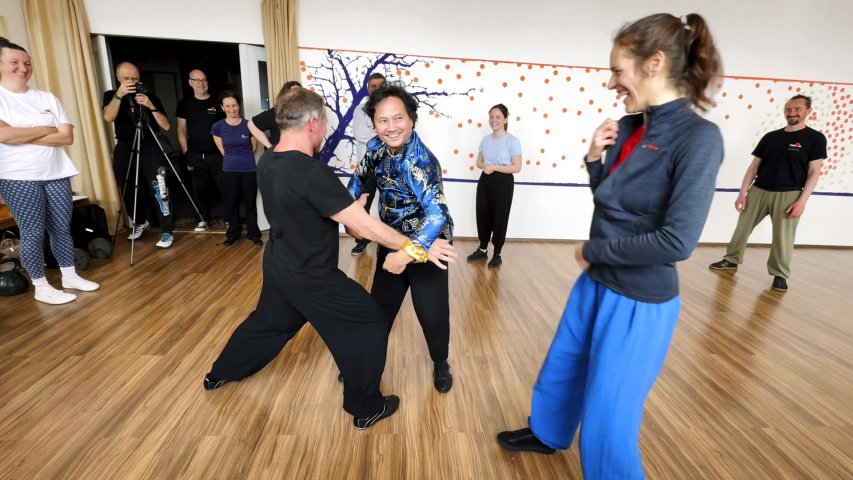 Seminář se sifu Chen Shi Hongem v Hodoníně 11.10.2025; Rádi bychom vás pozvali na seminář s naším mistrem Sifu Chen Shi Hongem.